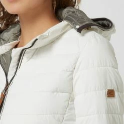 Camel Active Steppjacke Mit Kapuze - Offwhite -WELLENSTEYN Shop 6194ucah8l0j8c1k9l94qipk60p3geae8t246cpl8h4kke1map352ghmah23chikad54ei9m6l3l4i268p3m4pb1c4pjaopgc9gjgp1k65i62e9k64o3gcb5cgp64c9k6kp68p0