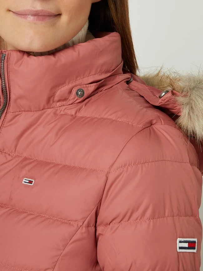Tommy Jeans Daunenjacke Mit Webpelz - Altrosa 5 Tommy Jeans Daunenjacke Mit Webpelz - Altrosa – Bild 3