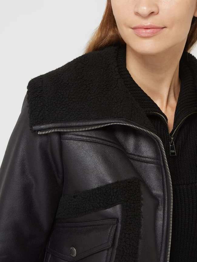 DKNY Jeans Jacke In Shearling-Optik - Schwarz 5 DKNY Jeans Jacke In Shearling-Optik - Schwarz – Bild 3