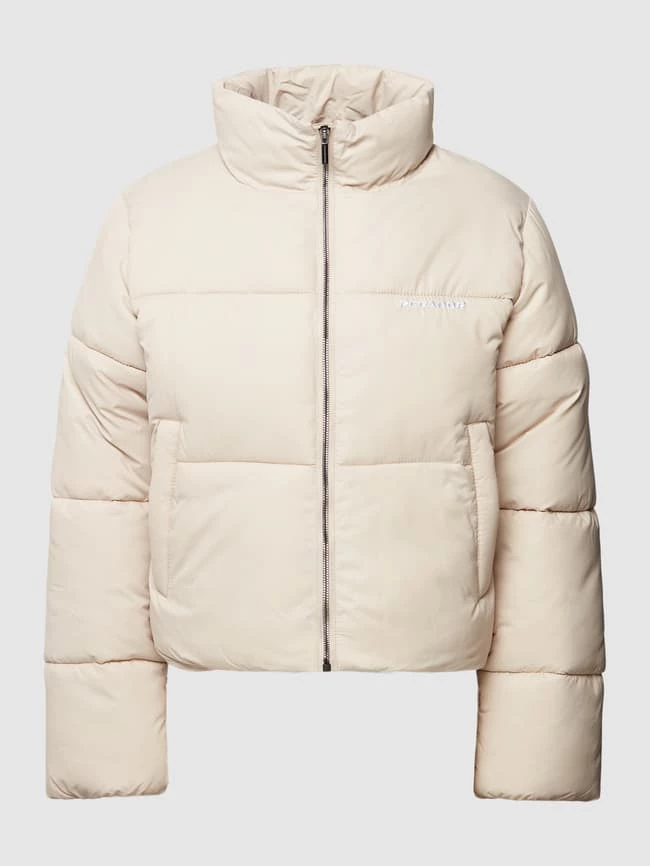 Pegador Cropped Steppjacke Mit Stehkragen Modell 'GEORGIA' - Beige 2 Pegador Cropped Steppjacke Mit Stehkragen Modell 'GEORGIA' - Beige