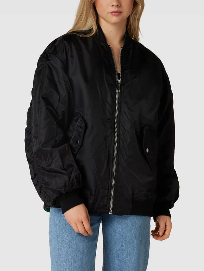 CATWALK JUNKIE Bomberjacke Mit Reißverschluss Modell 'FAYE' - Grün 8 CATWALK JUNKIE Bomberjacke Mit Reißverschluss Modell 'FAYE' - Grün – Bild 6