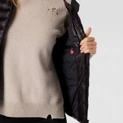 Wellensteyn Steppweste Mit Label-Applikation Modell 'Italy Vest' - Schwarz -WELLENSTEYN Shop 6gol4l1g9l248ea8ah14ejql9colcdhk8d0jehq28d5k6c1p95344k1m6h4j6ii168o4mdi79sqk8la6aco3eohh71hmce356ks6ap1kchi3ce9hc4q66c9gcpi6cdj174o38e0