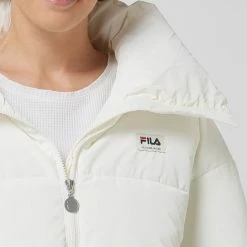FILA Steppjacke Mit Stehkragen - Offwhite 9 FILA Steppjacke Mit Stehkragen - Offwhite -WELLENSTEYN Shop 6h23ggal6l1l4jqi911kie2k8h6k8l2k8ta4icqc710jghif8d2kqi1j6h33agq18op3cjia9p9k2cql6h3jadhi71gmcd316pgjip1k6kq66o9m64o3ecr5cgr62c9k6gp3ae0
