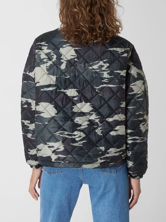Frogbox Boxy Fit Steppjacke Mit Camouflage-Muster - Schwarz 7 Frogbox Boxy Fit Steppjacke Mit Camouflage-Muster - Schwarz – Bild 5
