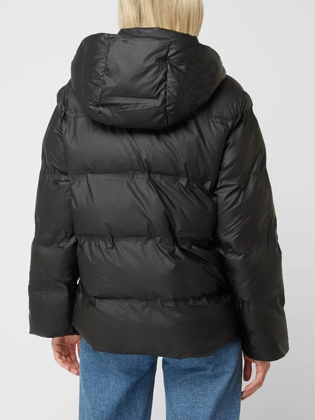 Neo Noir Steppjacke Mit Abnehmbarer Kapuze Modell 'Fox' - Schwarz 7 Neo Noir Steppjacke Mit Abnehmbarer Kapuze Modell 'Fox' - Schwarz – Bild 5