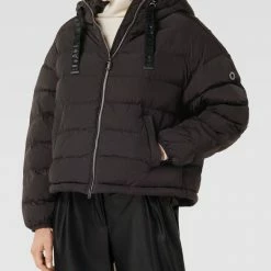 Fuchs Schmitt Steppjacke Mit Label-Detail - Schwarz -WELLENSTEYN Shop 71b4ig9p9grk2g9l70rj0jic6p354ja76t2k4dil9cp5cea4agok8jimah742l1l8oqk6j9oa9356iag6d3madpi6oqj0cpgccrmae9kckq3ie1m60qm2dj5c4q6ap3175h3eoo