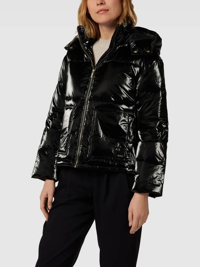 ARMANI EXCHANGE Steppjacke Mit Abnehmbarer Kapuze - Schwarz 6 ARMANI EXCHANGE Steppjacke Mit Abnehmbarer Kapuze - Schwarz – Bild 4