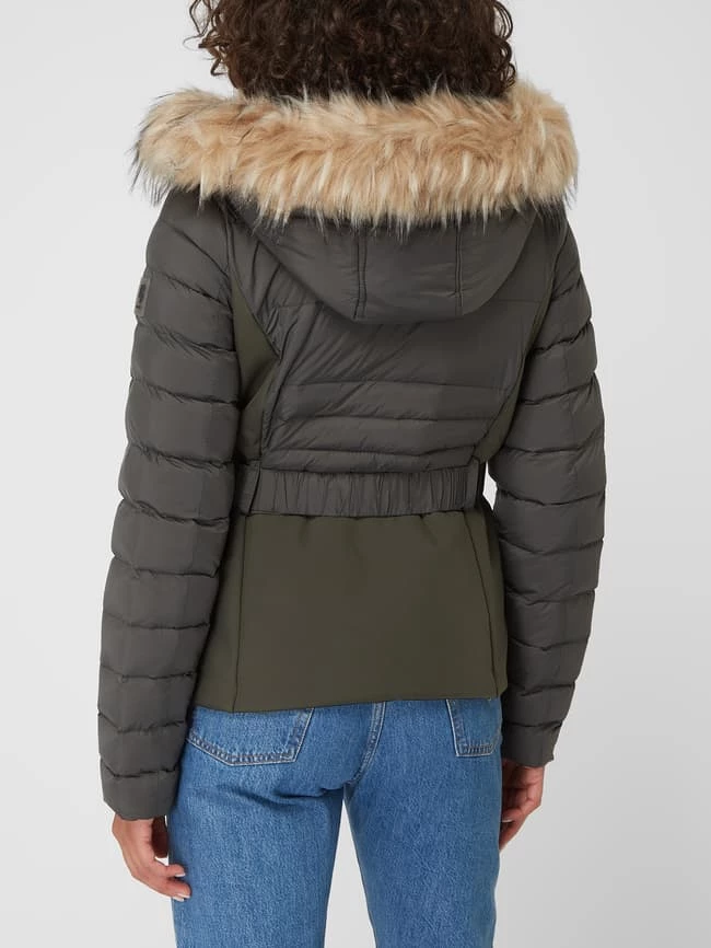 Garcia Steppjacke Mit Abnehmbarer Kapuze - Olivgrün 7 Garcia Steppjacke Mit Abnehmbarer Kapuze - Olivgrün – Bild 5