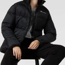 CHAMPION Steppjacke Mit Label-Print - Schwarz -WELLENSTEYN Shop 84p46ha9aoo30e22agoj0gq18h7kaia9akpksla888ojahq475756kpoah834gpo84ojecqcal3l6k246d3j0c3661im4d9hcks3gohk6gsjgohpcopm6cb36oom6dj265j36d8