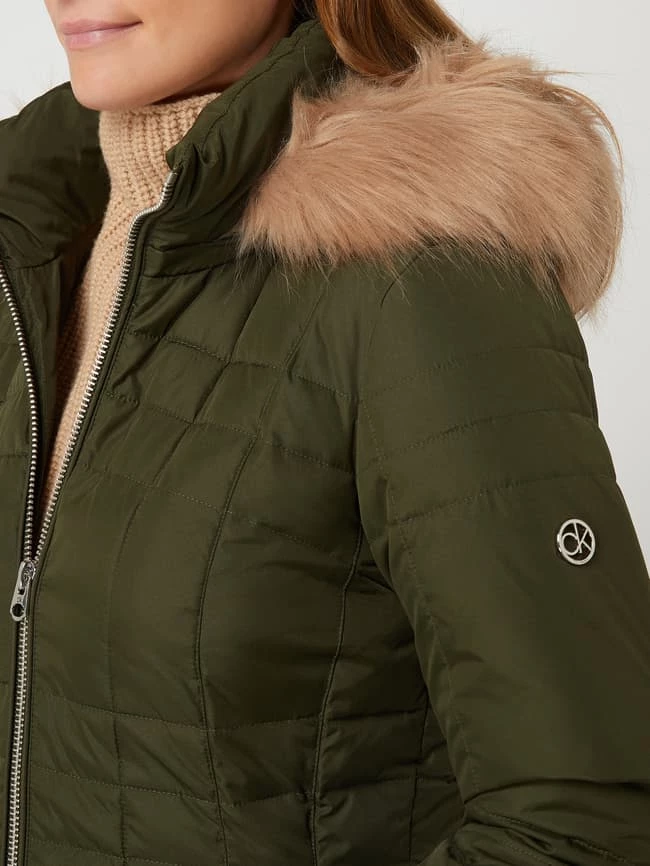 CK Calvin Klein Steppjacke Mit Webpelz - Olivgrün 5 CK Calvin Klein Steppjacke Mit Webpelz - Olivgrün – Bild 3