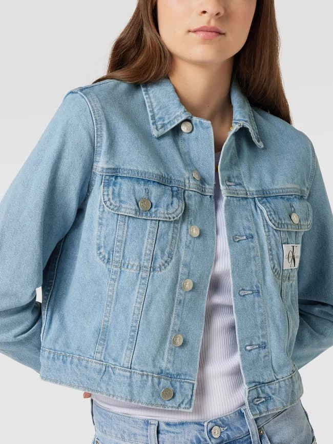 Calvin Klein Jeans Cropped Jeansjacke Mit Label-Patch - Jeans 5 Calvin Klein Jeans Cropped Jeansjacke Mit Label-Patch - Jeans – Bild 3