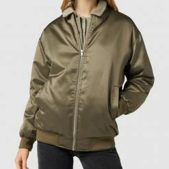 URBAN CLASSICS OVERSIZED Bomberjacke Aus Satin Modell 'Oversized Satin Bomber' - Lindgrün -WELLENSTEYN Shop 8l450e9p8h6kckhpa5aj4dhi98rkoea298p38ga58tb3gga5715l2iqjapa50cic60q5ac9ha91l2dqea0o64ob574sj2oj4corjep1k6gsm8eb2c8p68c1i69hjid3661j6ad8