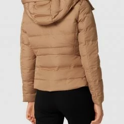 Vero Moda Outdoor Daunenjacke Mit Seitlichen Reißverschlusstaschen Modell 'DOLLY' - Beige 11 Vero Moda Outdoor Daunenjacke Mit Seitlichen Reißverschlusstaschen Modell 'DOLLY' - Beige -WELLENSTEYN Shop 8l53gka36kpkgiajaook2k9h6ksksh1k89856di5a993cihp8t846da860s4kiq1a0o46cqh8so5ah1pap3jip1lc4rm2chkcphmcp1kchj6coj16pi34ohn70pj0c9pc4pj0pg