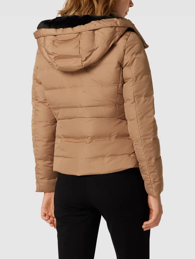 Vero Moda Outdoor Daunenjacke Mit Seitlichen Reißverschlusstaschen Modell 'DOLLY' - Beige 7 Vero Moda Outdoor Daunenjacke Mit Seitlichen Reißverschlusstaschen Modell 'DOLLY' - Beige – Bild 5