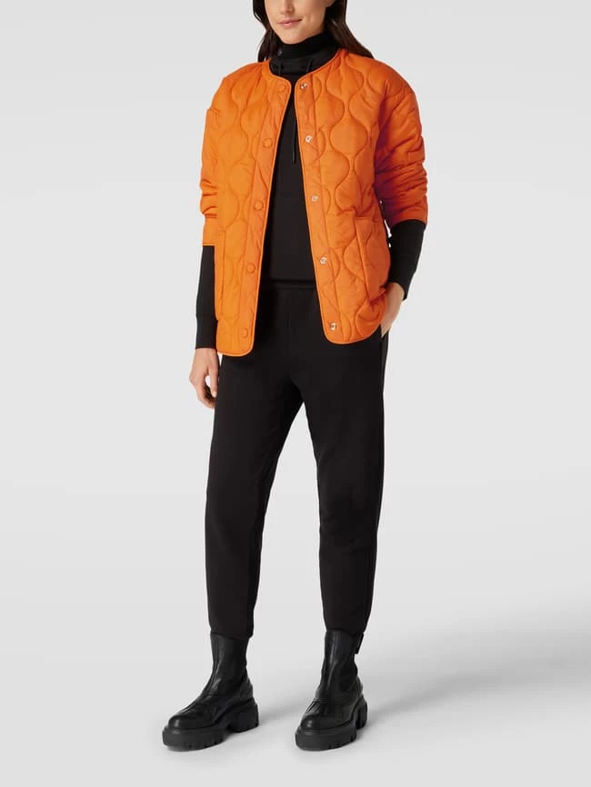 Rich & Royal Steppjacke Mit Eingrifftaschen - Orange 3 Rich & Royal Steppjacke Mit Eingrifftaschen - Orange