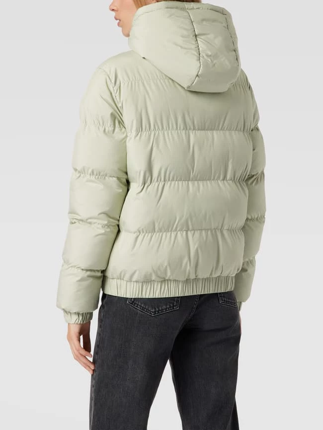 URBAN CLASSICS Steppjacke Mit Kapuze Modell 'Puffer' - Lindgrün 7 URBAN CLASSICS Steppjacke Mit Kapuze Modell 'Puffer' - Lindgrün – Bild 5