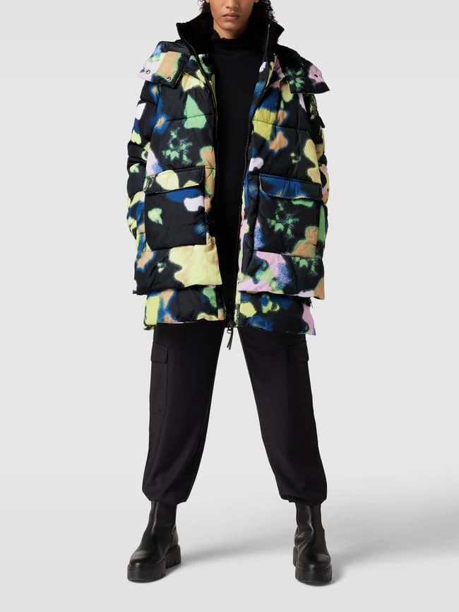 S.Oliver RED LABEL Steppjacke Mit Allover-Muster - Schwarz 3 S.Oliver RED LABEL Steppjacke Mit Allover-Muster - Schwarz