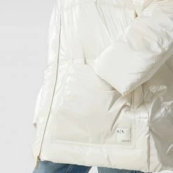 ARMANI EXCHANGE Steppjacke Mit Stehkragen - Offwhite 9 ARMANI EXCHANGE Steppjacke Mit Stehkragen - Offwhite -WELLENSTEYN Shop 90plakql8l7kcdaf90oj4ihi8513ahaa6spjiji3a97jgihn6994ihahap7j0c9n61258k9k8ks42iph753m8dhk65hjgchocdgj0opk6hi38o9l6ks30cb16so3coj46pim2o8