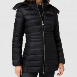 EA7 Emporio Armani Steppjacke Mit Label-Print Modell 'GIUBOTTO' - Schwarz 10 EA7 Emporio Armani Steppjacke Mit Label-Print Modell 'GIUBOTTO' - Schwarz -WELLENSTEYN Shop 90q4ajpoagok4hq66opjalho95ajeladap8l4die750kod246l24kial893j2gieahb4edia8l6j0cq7a53m8cj1clh36cj56ssjip9kc4o3eeb3cph3gcpp65hjao9hc5gjedg