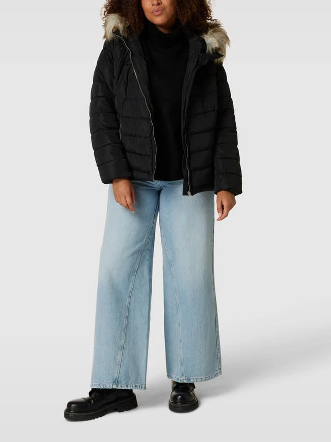 ONLY CARMAKOMA PLUS SIZE Steppjacke Mit Abnehmbarem Fellkragen - Schwarz 3 ONLY CARMAKOMA PLUS SIZE Steppjacke Mit Abnehmbarem Fellkragen - Schwarz
