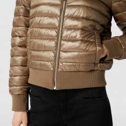 Lauren Ralph Lauren Steppjacke Mit Wendefunktion - Gold -WELLENSTEYN Shop 94skkc9o89448jqf70q4mjhp8h25ahqfa0o4kghia94koiq79gp34la66op48kqb9h1jajq56l34ghpn6co6cchh6li68d336dgjephkcgpjge9mc9ij8c9mccpjcc1k6pimccg