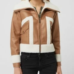 DKNY Jeans Jacke In Shearling-Optik - Sand -WELLENSTEYN Shop 9534gcil9pb5aiho70q38ja58sq3ek288cp38lih90p48j9o9sqkok9ha93l4ka68d0kigia6p2kcjhg98o3ior3c4o6ac1nc8r3eo9k69h68o9mckqj8e9m6ks30d9gckpjao8