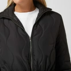 Soft Rebels Steppjacke Mit Kapuze - Schwarz -WELLENSTEYN Shop 98rkmc29al0kqd9i9l8kukim957jej9g9534agqea5al4khp6pb36dqiah63adpp9l956had9d350g9had3j0d9p6gr3ee1pckp68p9kc9i3ae1k6kqm2dhg6ks6cd9lcgrjaco