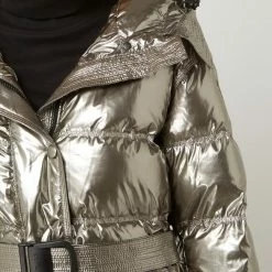 Blauer Usa Steppjacke In Metallic-Optik Mit Wattierung - Silber 9 Blauer Usa Steppjacke In Metallic-Optik Mit Wattierung - Silber -WELLENSTEYN Shop 992lajpj84o50j24959j6h9h9cp58c9l8cs54kq8a13j2gib9l458i2c8p2lcc29al8k8jpn6l7jihq36so62dj3cgrj0dpmclh3aohkcoojioj46dh3gcho6opj2pho75h62p0