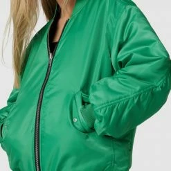 CATWALK JUNKIE Bomberjacke Mit Reißverschluss Modell 'FAYE' - Grün 10 CATWALK JUNKIE Bomberjacke Mit Reißverschluss Modell 'FAYE' - Grün -WELLENSTEYN Shop 9d1lachg6l346jah9sp44lai6t6kmk2laooj2j9j6cr44gpl9cs4khi4a55j6e2761648lho8h54alhl9co36d9o6dhm6c9kchimcp1k6hijco9j64q38cpjckrjac1hcgp32d8