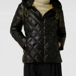 Fuchs Schmitt Steppjacke Mit Label-Detail - Schwarz -WELLENSTEYN Shop 9d6l4h248gokui2g9l8kggi19t63geal9h94ukq8699l4h28ad15aka5714jgh9p7154ciqj9cr3aki7a4o3gphnc8qmap9iclij6ohk6grjiob56ksm2ob26th3gp9k70rmap8