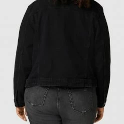 ONLY CARMAKOMA PLUS SIZE Jeansjacke Mit Label-Details - Schwarz -WELLENSTEYN Shop 9h1jckie8t752i239h83ec1h6p8l2ia2ap8l4hida11l4ii76l3l0ca1a185cgii6h45clhi957kahqgah3m8dj168p34oph68o3adhk6kojie9icgp3aeb360rm6cpg70rjcc8