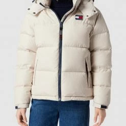 Tommy Jeans Daunenjacke Mit Label-Patch Modell 'Alaska' - Beige 10 Tommy Jeans Daunenjacke Mit Label-Patch Modell 'Alaska' - Beige -WELLENSTEYN Shop 9h454c1l6kskshq56cpkei2674q58kq69db3ie27adb5aji499aj8i2h9gpl0jqaagrjeiqj90pk2dqi753j8pj565j6cd1o6cr3ec9kcpj3gob460sj0dj6c8ojid9jc5j68p0