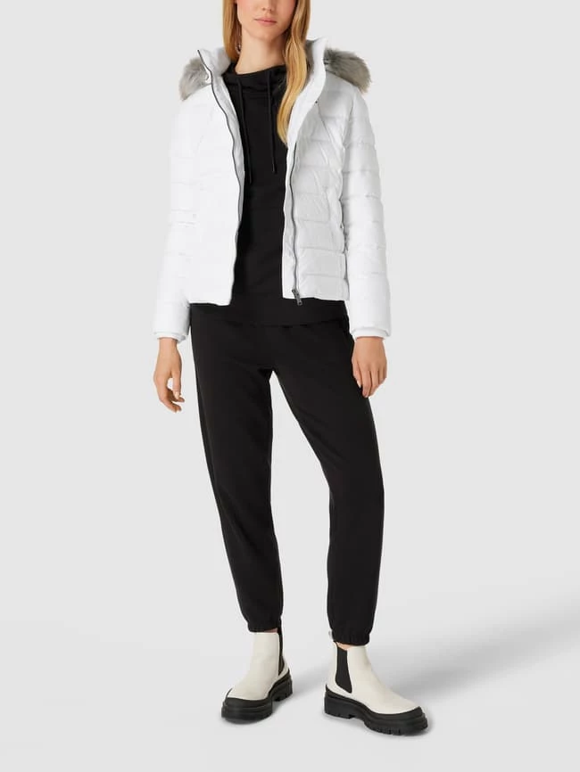 Tommy Jeans Steppjacke Mit Brand-Stitching Modell 'BASIC HOODED DOWN JACKET' - Weiß 3 Tommy Jeans Steppjacke Mit Brand-Stitching Modell 'BASIC HOODED DOWN JACKET' - Weiß