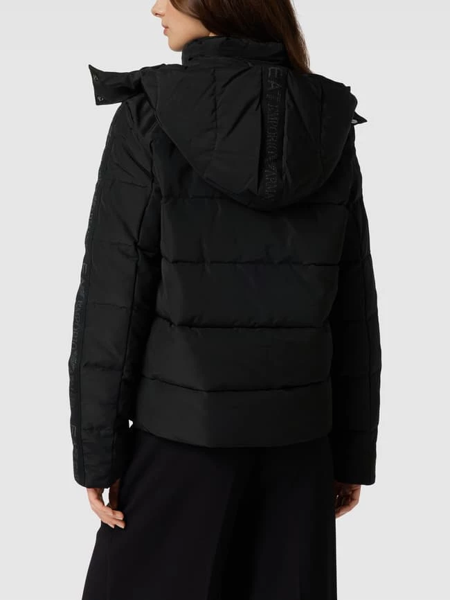 EA7 Emporio Armani Steppjacke Mit Label-Print Modell 'GIUBOTTO' - Schwarz 7 EA7 Emporio Armani Steppjacke Mit Label-Print Modell 'GIUBOTTO' - Schwarz – Bild 5
