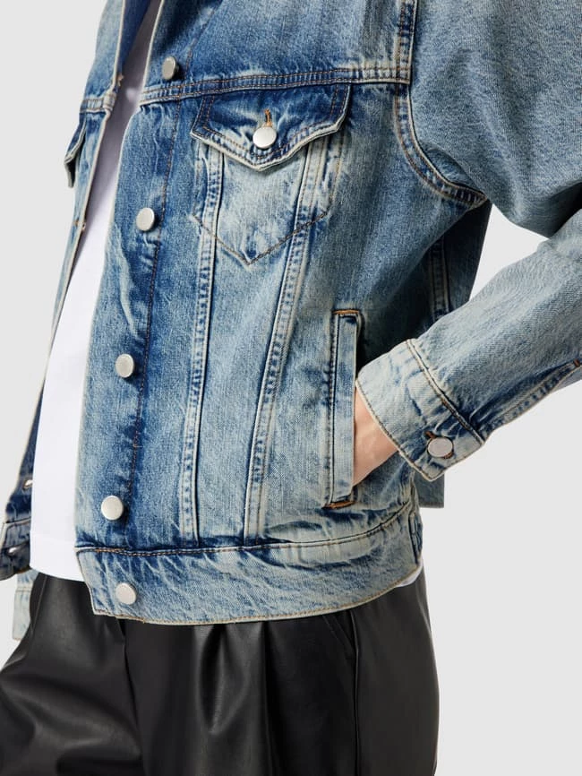 Bash Jeansjacke Aus Baumwolle Mit Kontrastnähten - Jeans 5 Bash Jeansjacke Aus Baumwolle Mit Kontrastnähten - Jeans – Bild 3