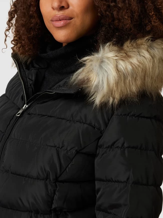 ONLY CARMAKOMA PLUS SIZE Steppjacke Mit Abnehmbarem Fellkragen - Schwarz 5 ONLY CARMAKOMA PLUS SIZE Steppjacke Mit Abnehmbarem Fellkragen - Schwarz – Bild 3