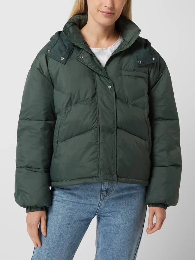 American Vintage Steppjacke Mit Kapuze - Grün 6 American Vintage Steppjacke Mit Kapuze - Grün – Bild 4