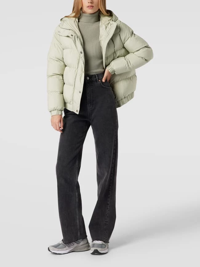 URBAN CLASSICS Steppjacke Mit Kapuze Modell 'Puffer' - Lindgrün 3 URBAN CLASSICS Steppjacke Mit Kapuze Modell 'Puffer' - Lindgrün