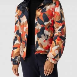 Marc Cain Steppjacke Mit Allover-Muster - Camel -WELLENSTEYN Shop a8pj6kq88t1j4iaf912jikhka4s3egpoad83gh2b8t9kmhho91a54j1p84r3ah289ksk8c2169346e2iap3jephk6opm8o9pcor6ce9k6oq66e1oc8s34pj1cormacb16krm4o8