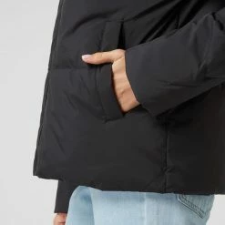 Selected Femme Daunenjacke Mit Stehkragen Modell 'Daisy' - Schwarz 9 Selected Femme Daunenjacke Mit Stehkragen Modell 'Daisy' - Schwarz -WELLENSTEYN Shop a9a38ca46gskgchn8h946ii9713kai1nah5l2l2h617jacil8t5k8lad70s38jaba93l6ca49574scim90o6ap346srjee1k75gmacpk60p38e31c9i68p9l60r64c1kc4pm4p8