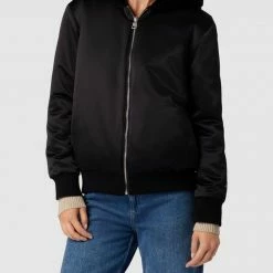 HUGO Bomberjacke Mit Kapuze Modell 'Felessandra' - Schwarz -WELLENSTEYN Shop acpk2ka695758h1l9h9j8d1l652ksjhn616jigqi6t83ikq68ookagil6h934ihp9d9ked9h6h236i2ga13mao9l6sp30cph6gpjccpk6or36e31c5gjap34ccp3edhmc4p30cg