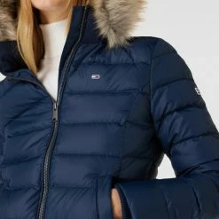 Tommy Jeans Steppjacke Mit Brand-Stitching Modell 'BASIC HOODED DOWN JACKET' - Dunkelblau -WELLENSTEYN Shop ah73cdib6ko54cq9ah84qj2i9533cihoah4l8kqa9p34sdq58d0lai1k6crl8di79lajid9n9p34sd2f653mcdr16lijgdhp6gsj6c9kc5hjiob6cdh3ap1hckq3eohh6co6ao8