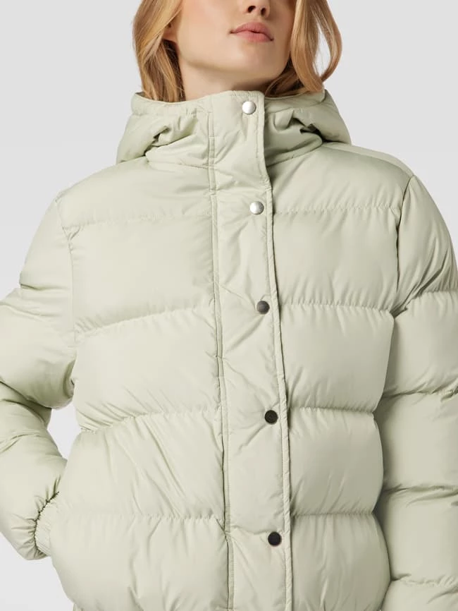 URBAN CLASSICS Steppjacke Mit Kapuze Modell 'Puffer' - Lindgrün 5 URBAN CLASSICS Steppjacke Mit Kapuze Modell 'Puffer' - Lindgrün – Bild 3
