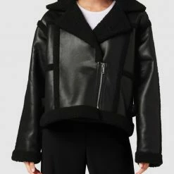 Gina Tricot Jacke In Leder-Optik Modell 'Cami Sherling Jacket' - Schwarz 10 Gina Tricot Jacke In Leder-Optik Modell 'Cami Sherling Jacket' - Schwarz -WELLENSTEYN Shop ap45ahibaoojeea29l44eli97545ch2f64ok6da28db3cdaj9h0jac9ja5a48jil9t8kakpn98o4kcq784o3gor161h34dpi68r3ichk74qmco9mc8sjeob4cdh30d9hcgq66oo