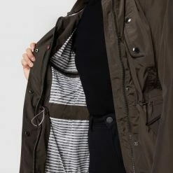 Wellensteyn St. Etienne 382 Funktionsjacke Mit Abnehmbarer Kapuze - Olivgrün 14 Wellensteyn St. Etienne 382 Funktionsjacke Mit Abnehmbarer Kapuze - Olivgrün -WELLENSTEYN Shop ap634j9m98skmjil9orl2e9m9gs4cl9iako48lal650j0e1o65234j27957l8cpn6co38ji1ad1j6da864o64db4cooj4cho64sjachk65ij2eb6clhjgd9m74rm4cb1c5i6cog